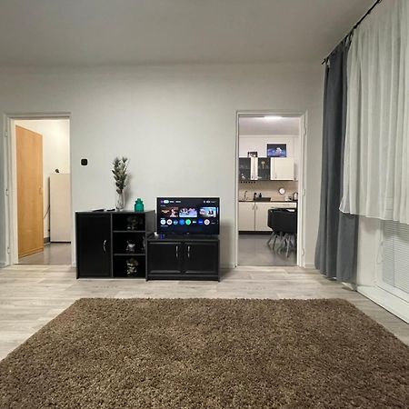 Apartman Sabo Komenskeho Kosice Exterior photo
